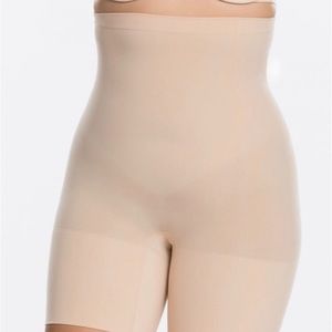 Spanx Higher Power Short